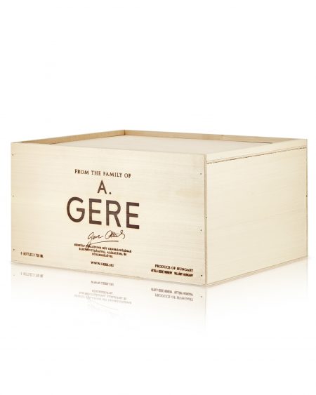 Wooden box for 6 bottles of wine